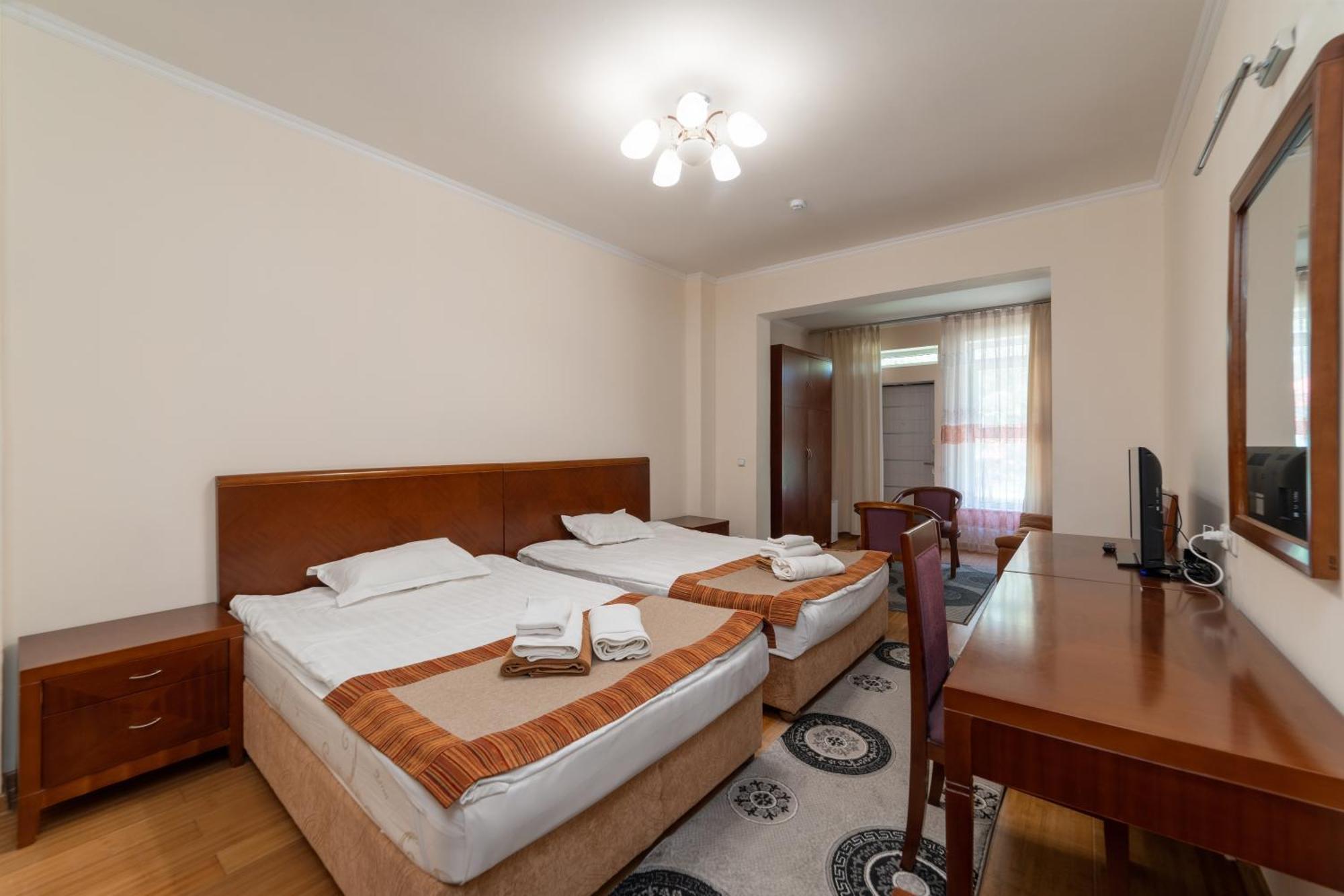 Talisman Village Hotel Bosteri Exterior foto
